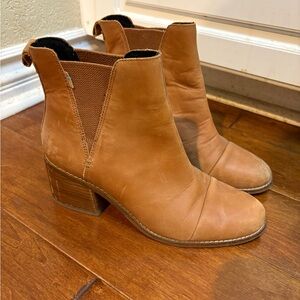 Women’s Toms Boots